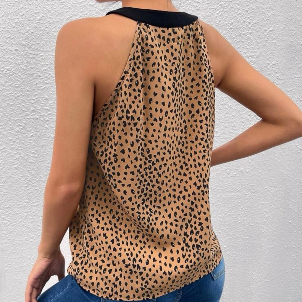 Adorable Leopard Print Top - image 4